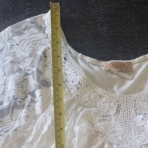 Elegant Ivory Lace Blouse for Women